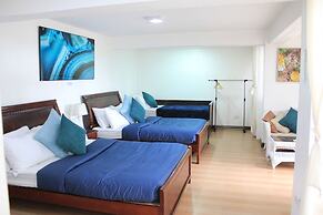 Laiya White Cove Beach Resort