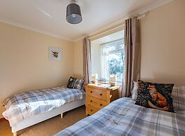 Darwin Cottage Self Catering in Elgin