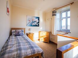 Darwin Cottage Self Catering in Elgin