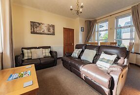 Darwin Cottage Self Catering in Elgin