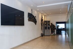 Mayors & Diplomat Suite GRA