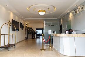 Mayors & Diplomat Suite GRA