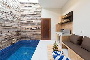 Paisa Seminyak Living