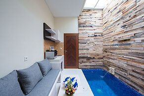 Paisa Seminyak Living