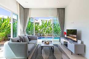 Tropical Stay at 2BR Pool Villa Greens 8