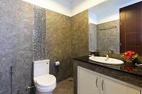 Tropical Stay at 2BR Pool Villa Greens 8