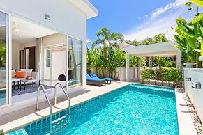 Tropical Holiday 2BR Pool Villa Greens 9