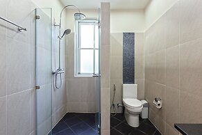 Tropical Holiday 2BR Pool Villa Greens 9