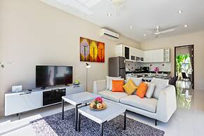 Tropical Holiday 2BR Pool Villa Greens 9