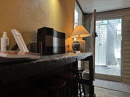 One Drake Road Hotel