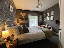 One Drake Road Hotel