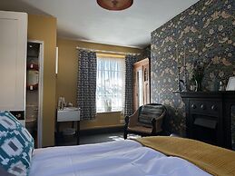 One Drake Road Hotel