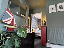 One Drake Road Hotel