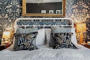 One Drake Road Hotel
