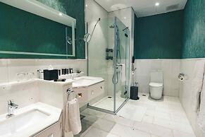 Iridium Hotel Taif