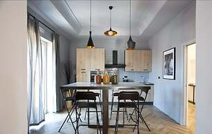 Eleganza nel Cuore di Napoli by Wonderful Italy