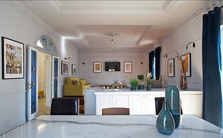 Eleganza nel Cuore di Napoli by Wonderful Italy