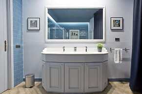 Eleganza nel Cuore di Napoli by Wonderful Italy