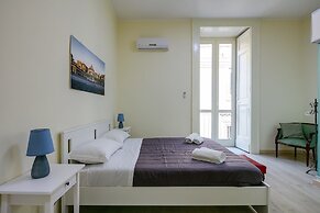 A pochi passi da Piazza del Gesù