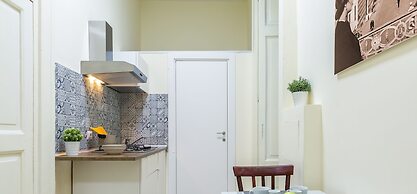 A pochi passi da Piazza del Gesù