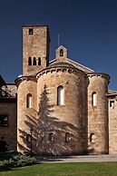 Hotel Monasterio de Leyre