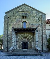 Hotel Monasterio de Leyre