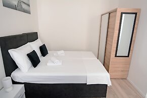 Virtus Apartments and Rooms