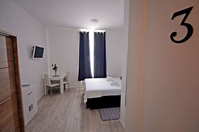 Virtus Apartments and Rooms