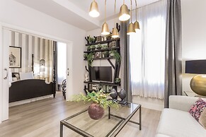 Granada Deluxe Apartments