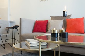 Granada Deluxe Apartments