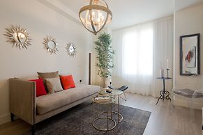 Granada Deluxe Apartments