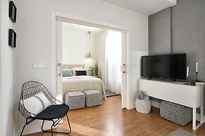 Granada Deluxe Apartments