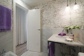 Granada Deluxe Apartments