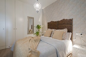 Granada Deluxe Apartments