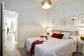 Granada Deluxe Apartments