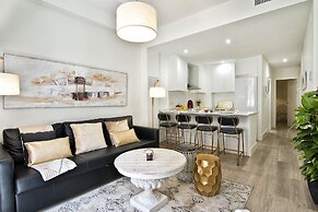 Granada Deluxe Apartments