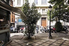 Granada Deluxe Apartments