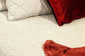 Granada Deluxe Apartments