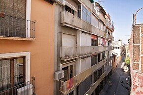 Granada Deluxe Apartments