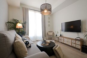 Granada Deluxe Apartments