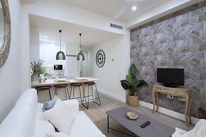 Granada Deluxe Apartments