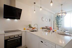 Granada Deluxe Apartments