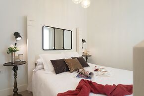 Granada Deluxe Apartments