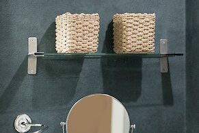 Granada Deluxe Apartments