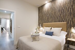 Granada Deluxe Apartments