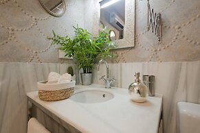 Granada Deluxe Apartments