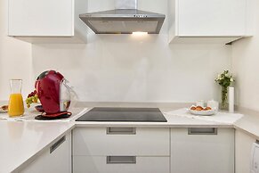 Granada Deluxe Apartments