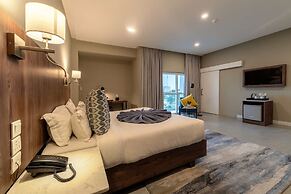 Central Hotel- Ridge