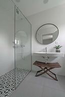 Central Hotel- Ridge