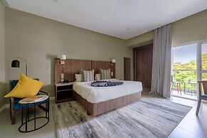 Central Hotel- Ridge